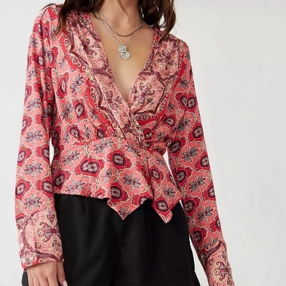 Free People Tops - FREE PEOPLE Falling For You Top Hibiscus Combo Peplum Boho Wrap small